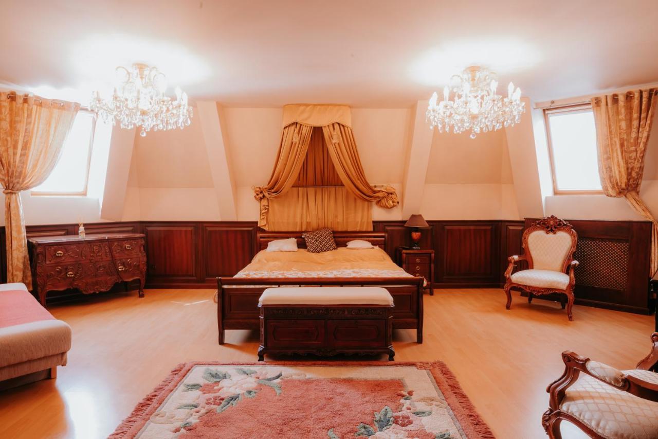 Hotel Bonaparte Кошице Экстерьер фото